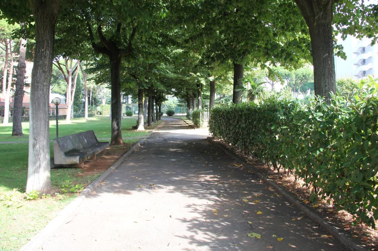 Serafico Guesthouse Rome Exterior photo